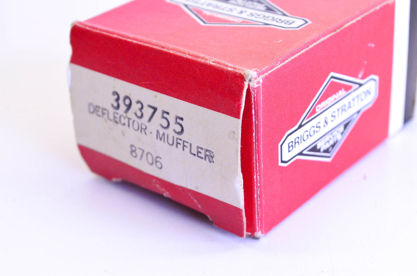 New OEM Briggs & Stratton 393755 Muffler Deflector Kit QTY 2 NOS
