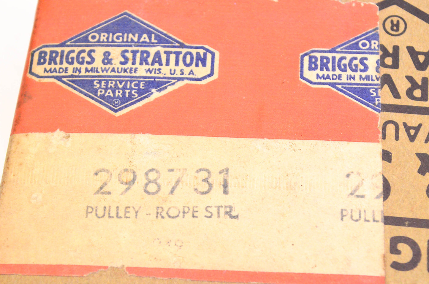 New OEM Briggs & Stratton 298731 Starter Pulley NOS
