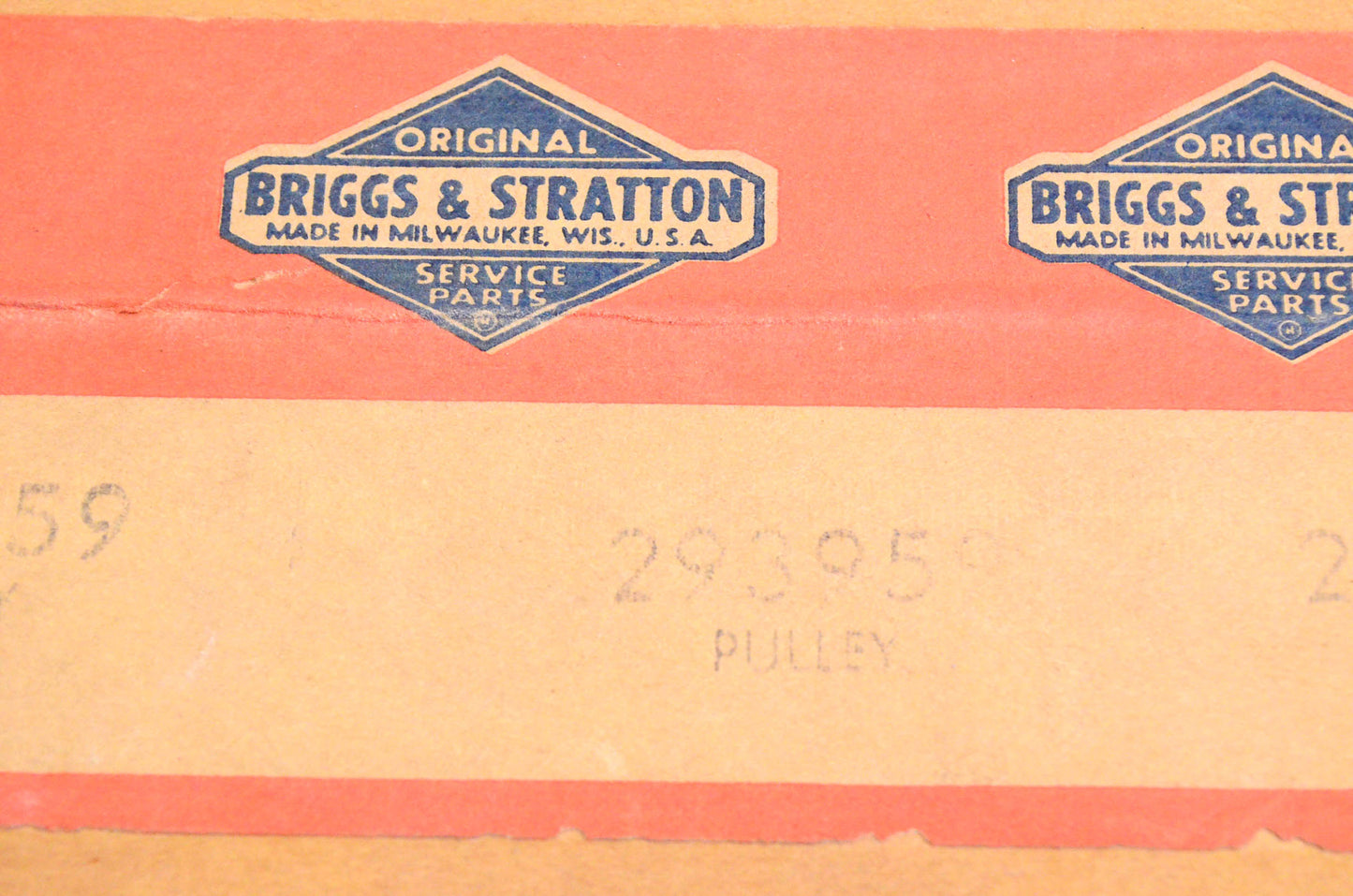 New OEM Briggs & Stratton 293959 Starter Pulley NOS
