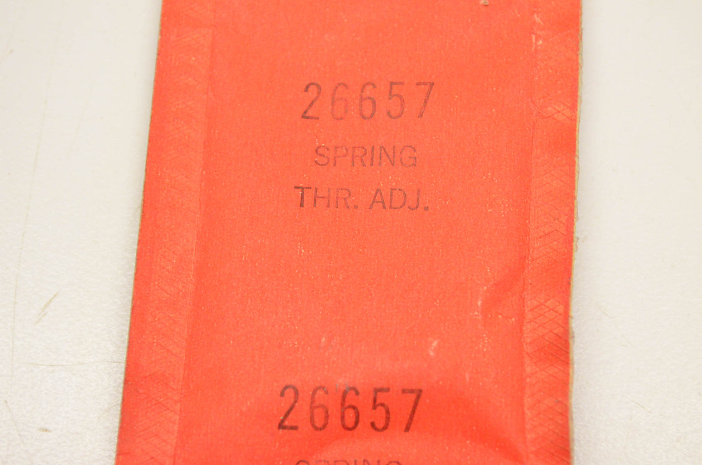 New OEM Briggs & Stratton 26657 Throttle Adjusting Spring NOS