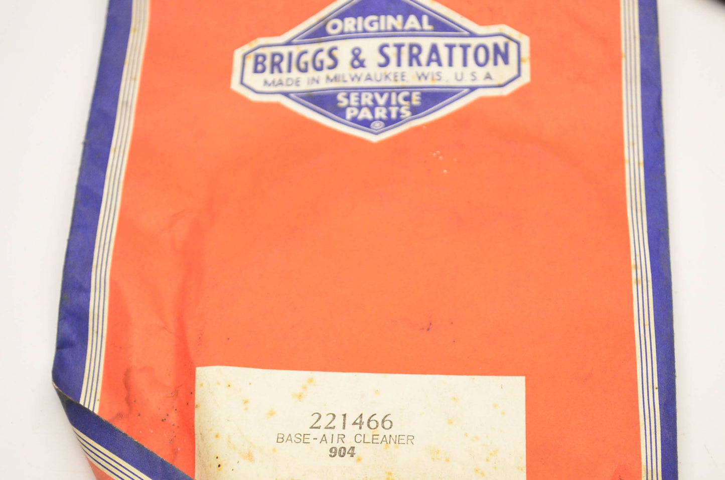 New OEM Briggs & Stratton 221466 Air Cleaner Base NOS