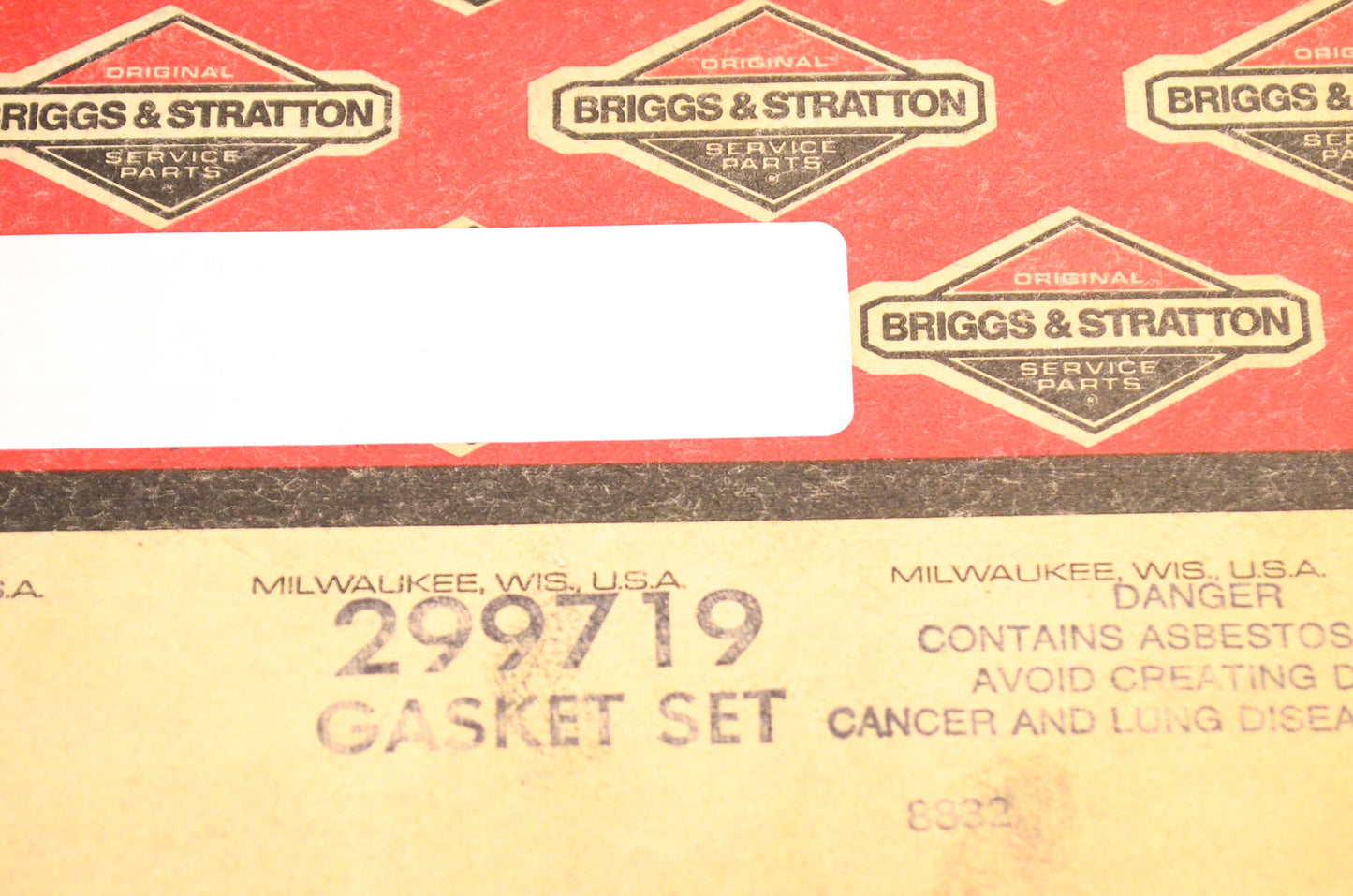New OEM Briggs & Stratton 299719 Gasket Kit NOS
