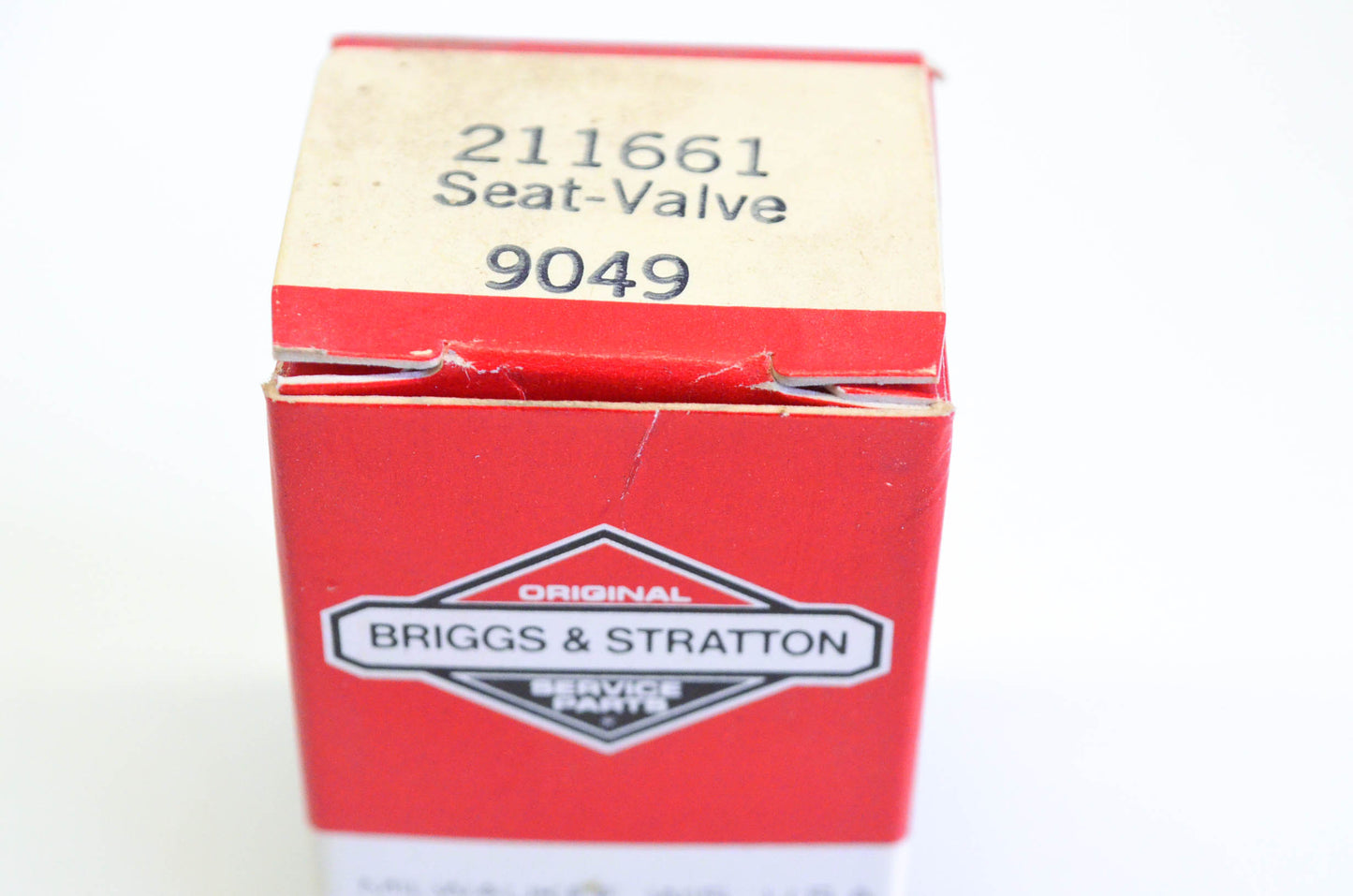 New OEM Briggs & Stratton 211661 Valve Seat NOS