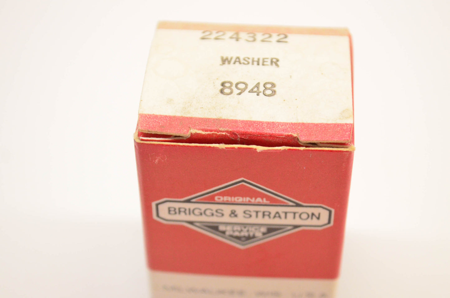 New OEM Briggs & Stratton 224322 Washer NOS