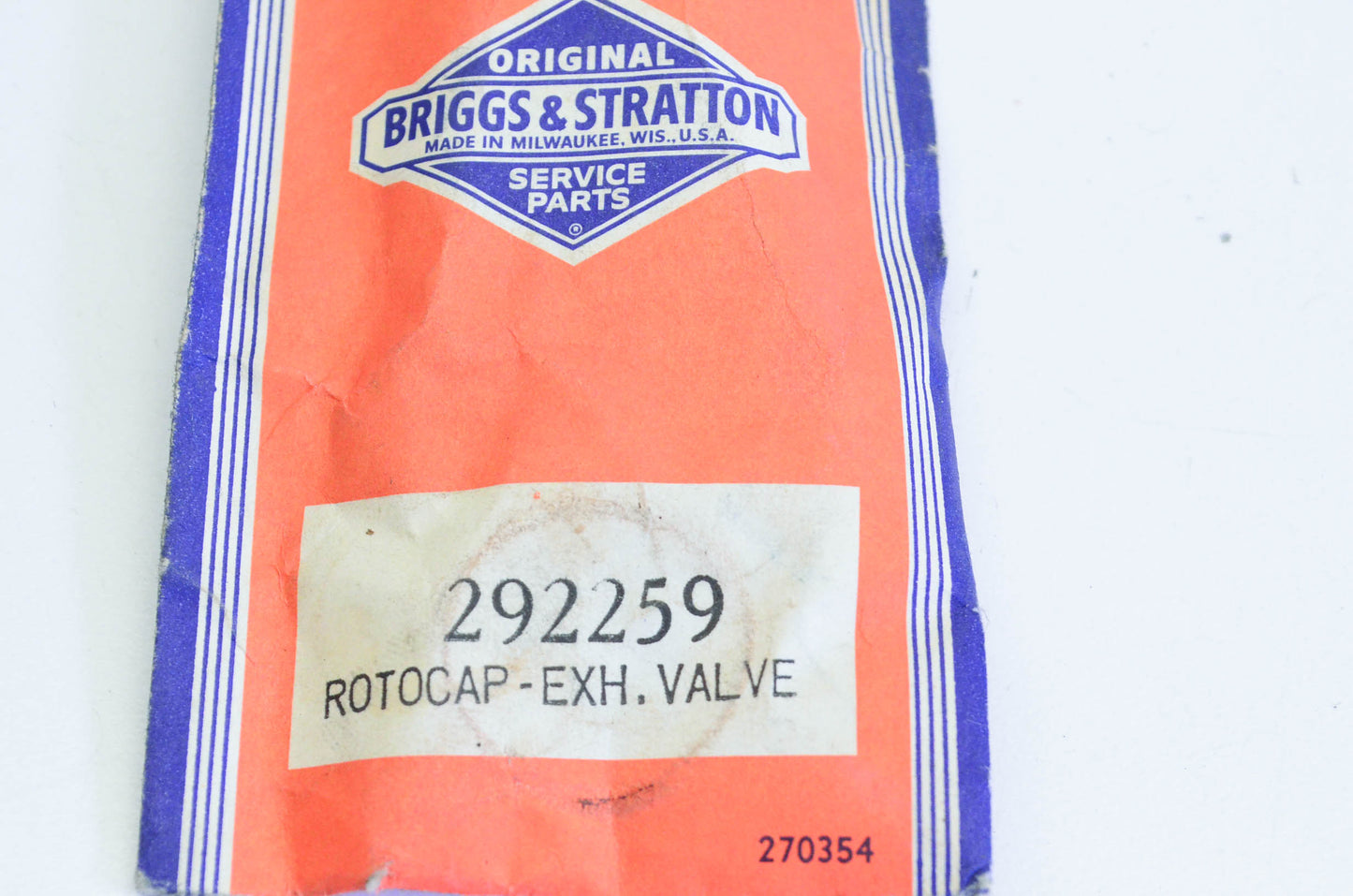 New OEM Briggs & Stratton 292259 Valve Retainer NOS