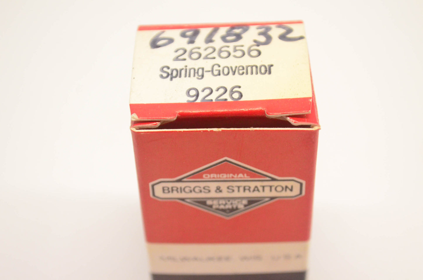 New OEM Briggs & Stratton 262656 Governor Spring NOS