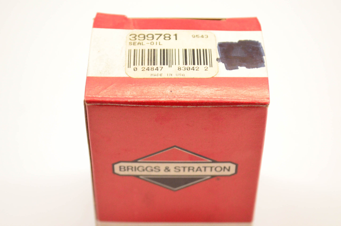 New OEM Briggs & Stratton 399781 Oil Seal NOS