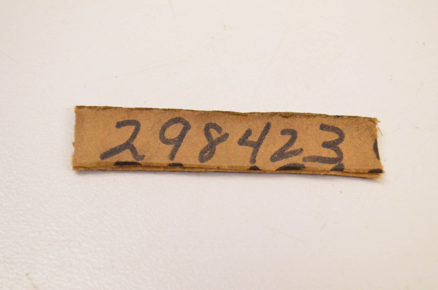 New OEM Briggs & Stratton 298423 Oil Seal NOS