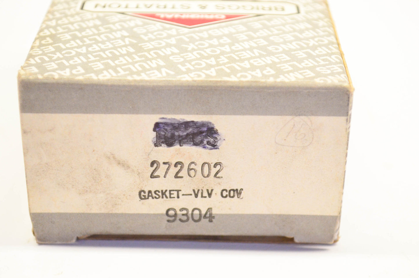 New OEM Briggs & Stratton 272602, 9304 Valve Cover Gasket Qty 2 NOS