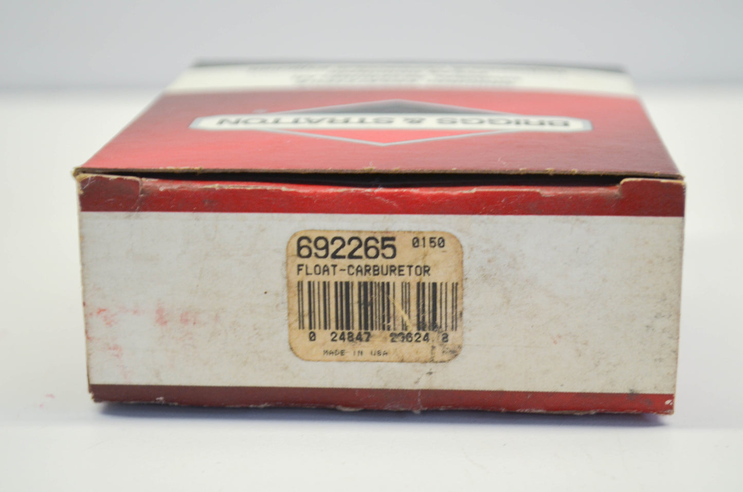 New OEM Briggs & Stratton 692265 Float Carburetor NOS