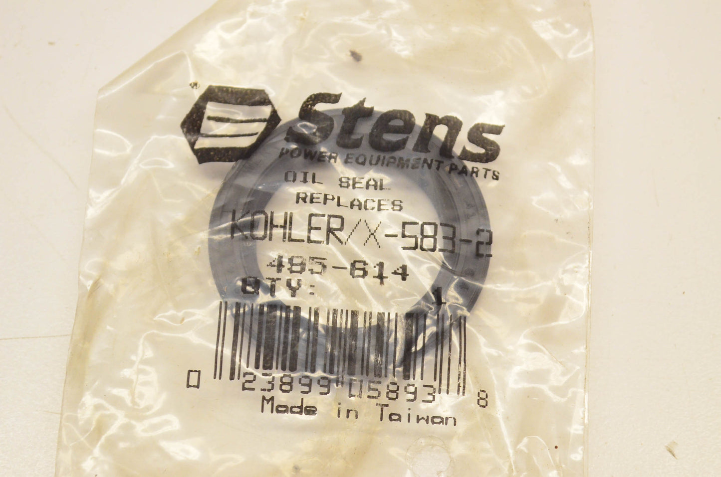 Stens 495-614, X-583-2 Oil Seal NOS
