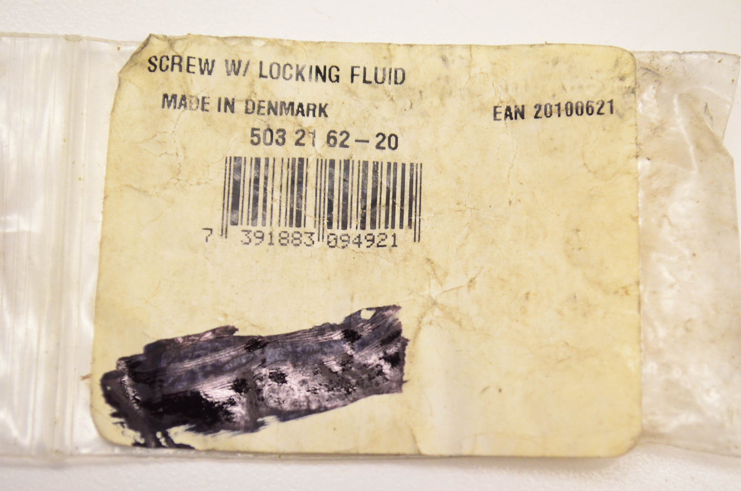New OEM Husqvarna 503216220, 503 21 62-20 Screw with Locking Fluid NOS