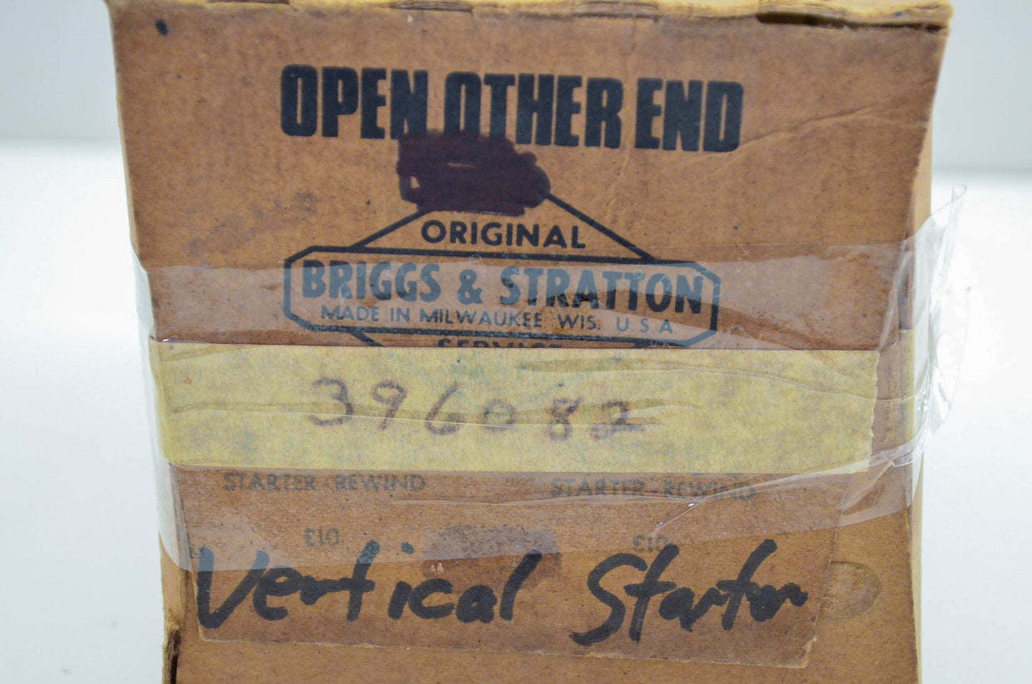 New OEM Briggs & Stratton 396082 Vertical Pull Starter NOS