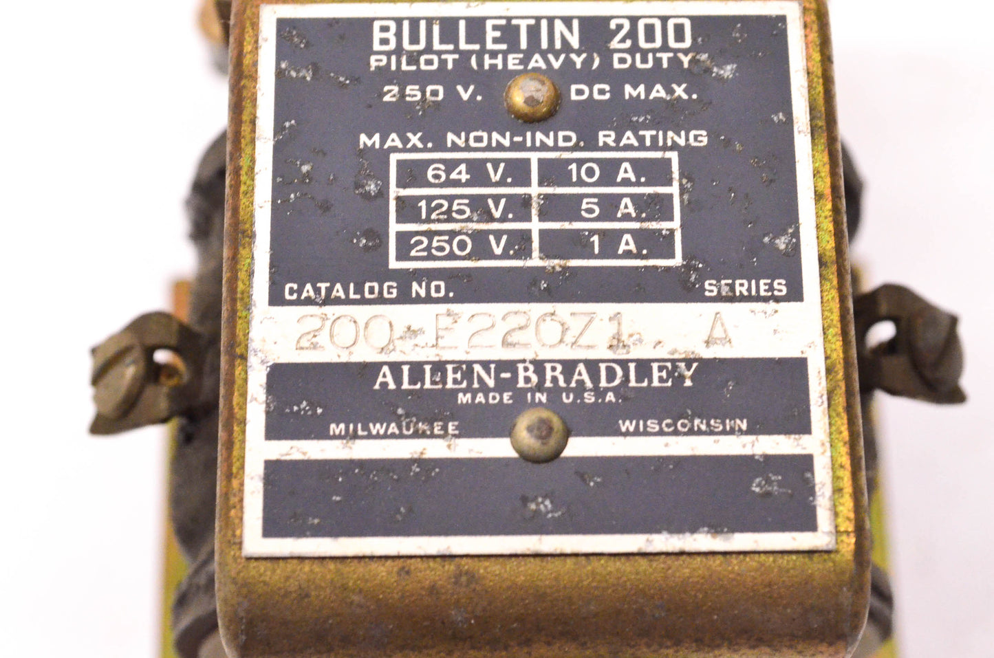 Allen Bradley 200-E220Z1 Relay