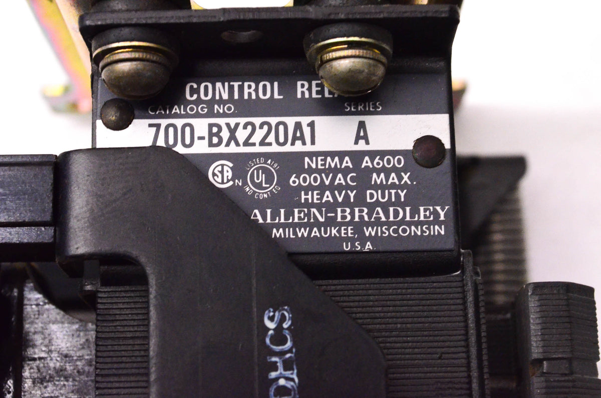 Allen Bradley 700-BX220A1 Control Relay NOS