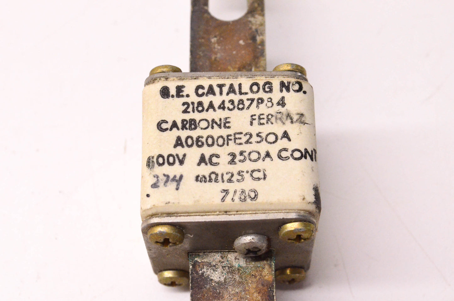 Carbone Ferraz 218A4387P84 600 Volt AC 250 Amp Fuse NOS