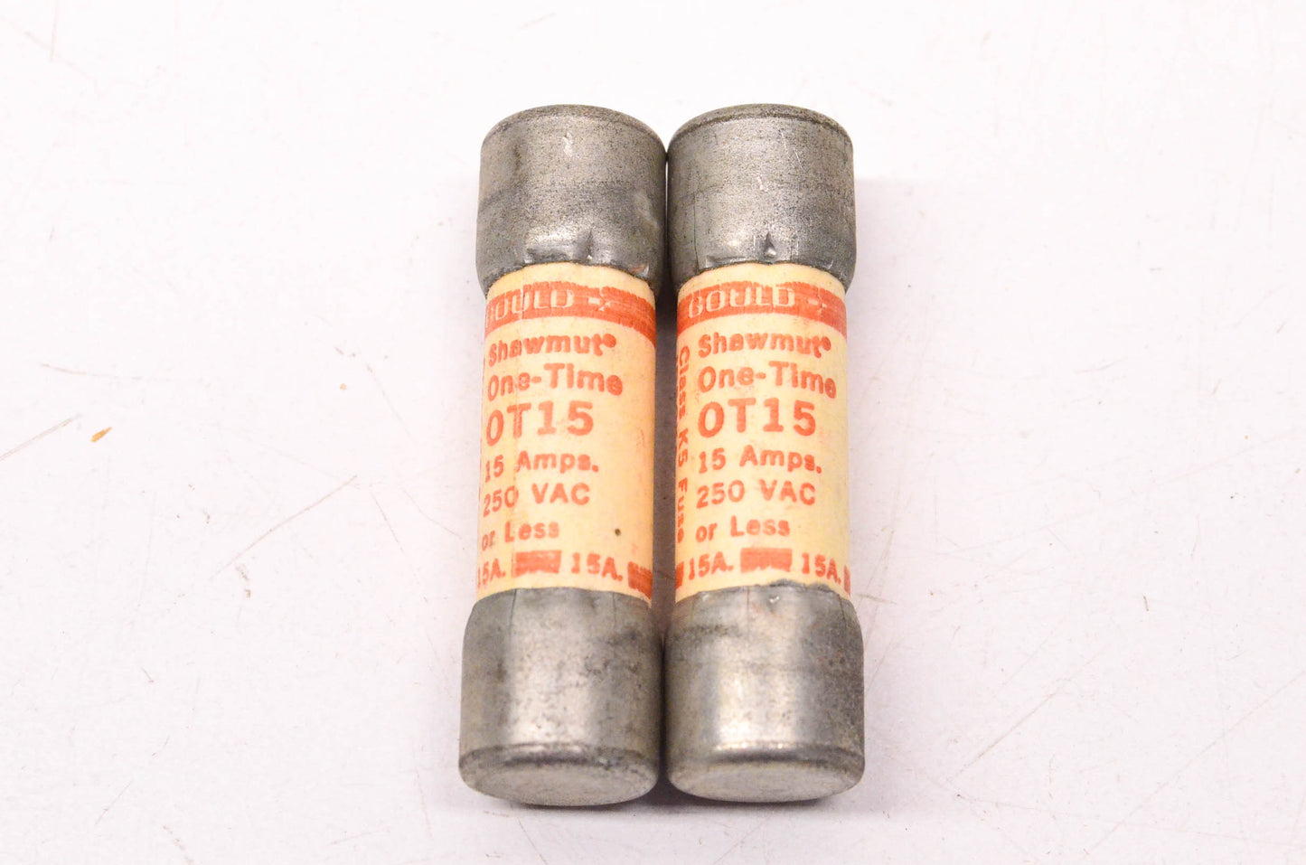 Gould Shawmut OT15 250 Volt AC 15 Amp Fuse Qty 2 NOS