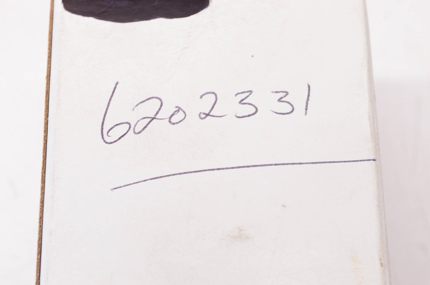 Aftermarket 6202331, 37.32-7120 370 Volt AC 10 MFD Run Capacitor NOS