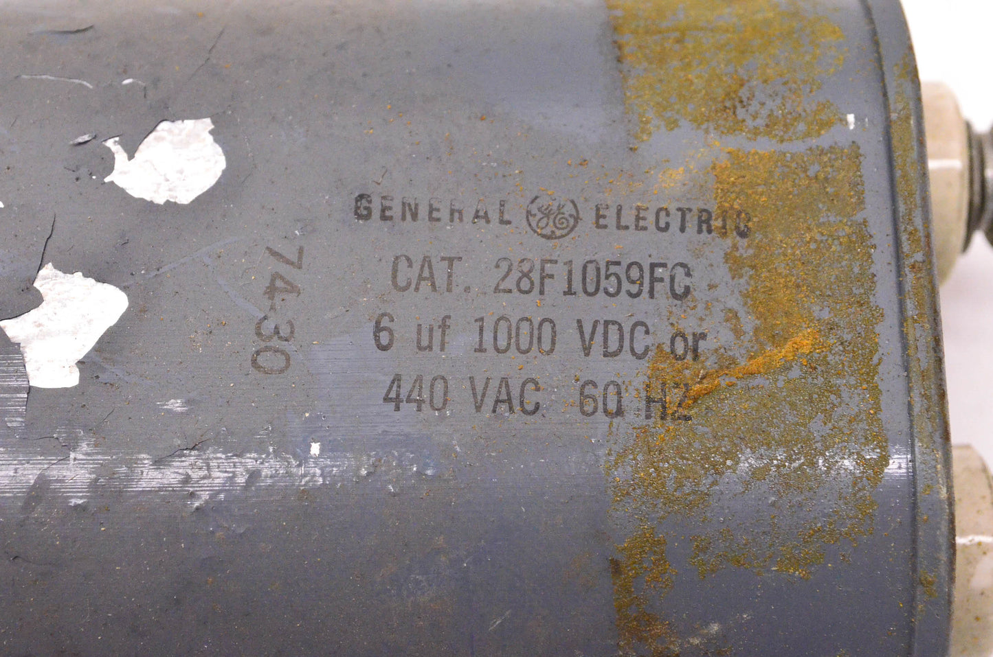 General Electric 28F1059FC 6uF 1000VDC or 440VAC 60HZ Capacitor