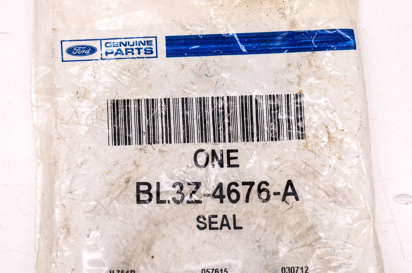 New OEM Ford BL3Z-4676-A Rear Differential Pinion Seal NOS