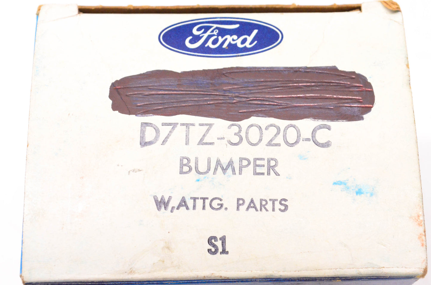 New OEM Ford D7TZ-3020-C Front Axle Bumper NOS