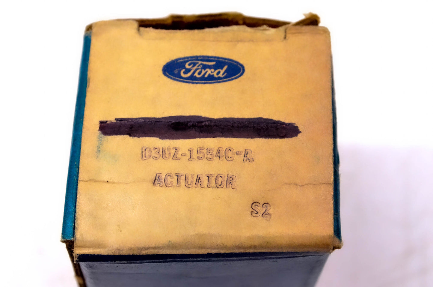 New OEM Ford D3UZ-15540-A Actuator NOS