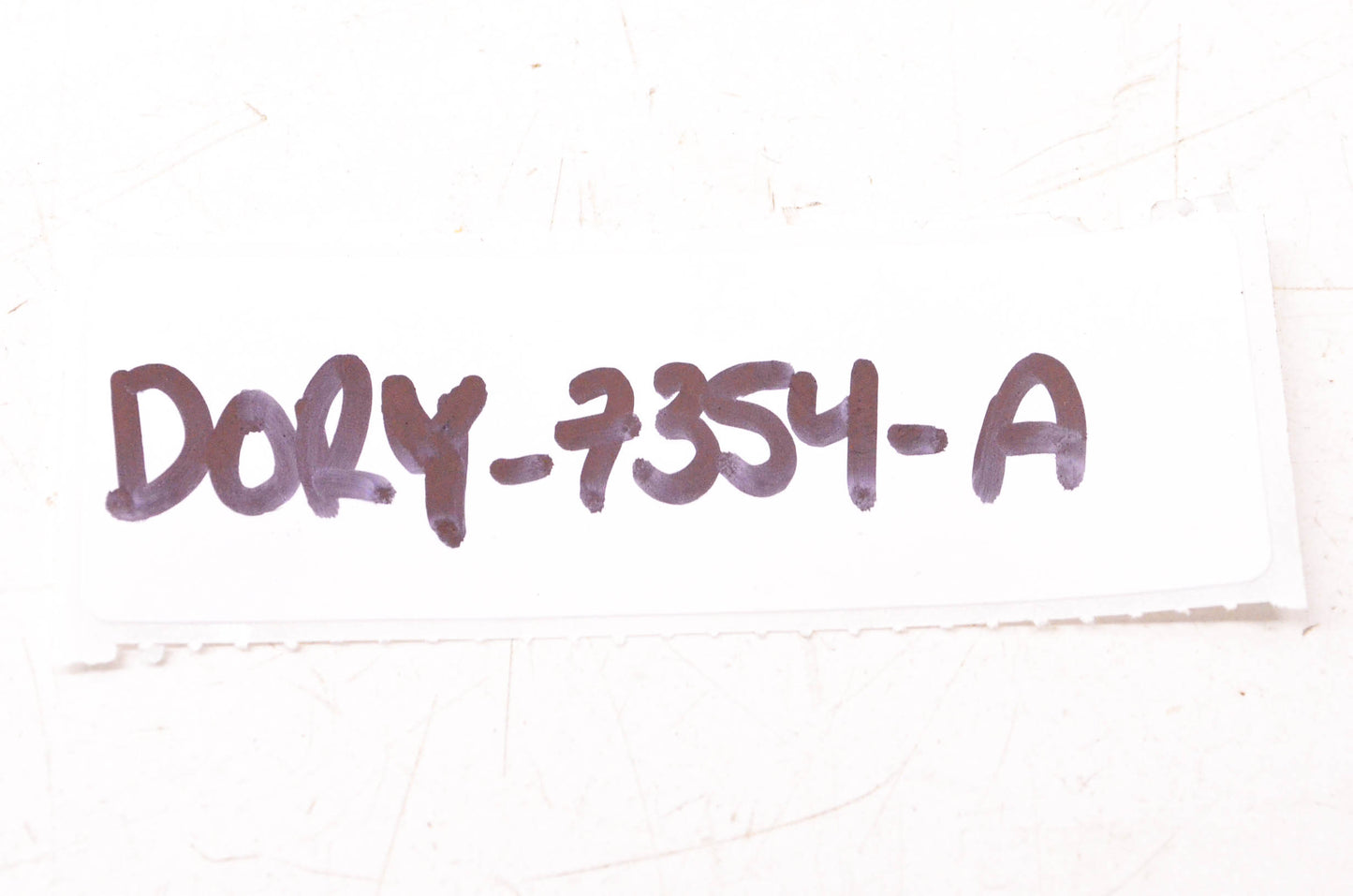 New OEM Ford D0RY-7354-A, DORY-7354-A Clip NOS