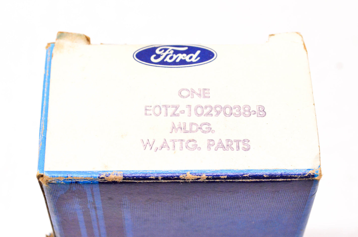 New OEM Ford E0TZ-1029038-B Rear Quarter Panel Moulding NOS
