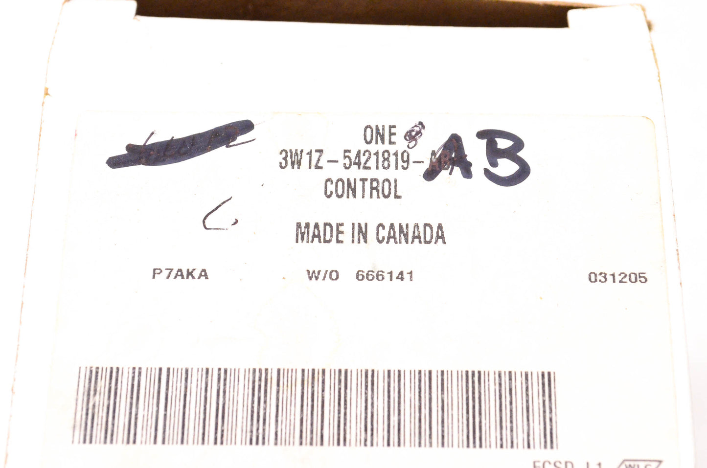 New OEM Ford 3W1Z-5421819-AB Interior Door Handle NOS