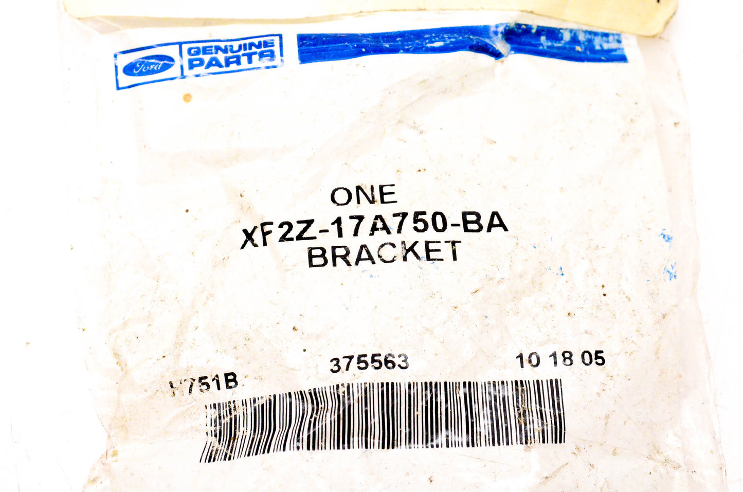 New OEM Ford XF2Z-17A750-BA Bumper Mounting Bracket NOS