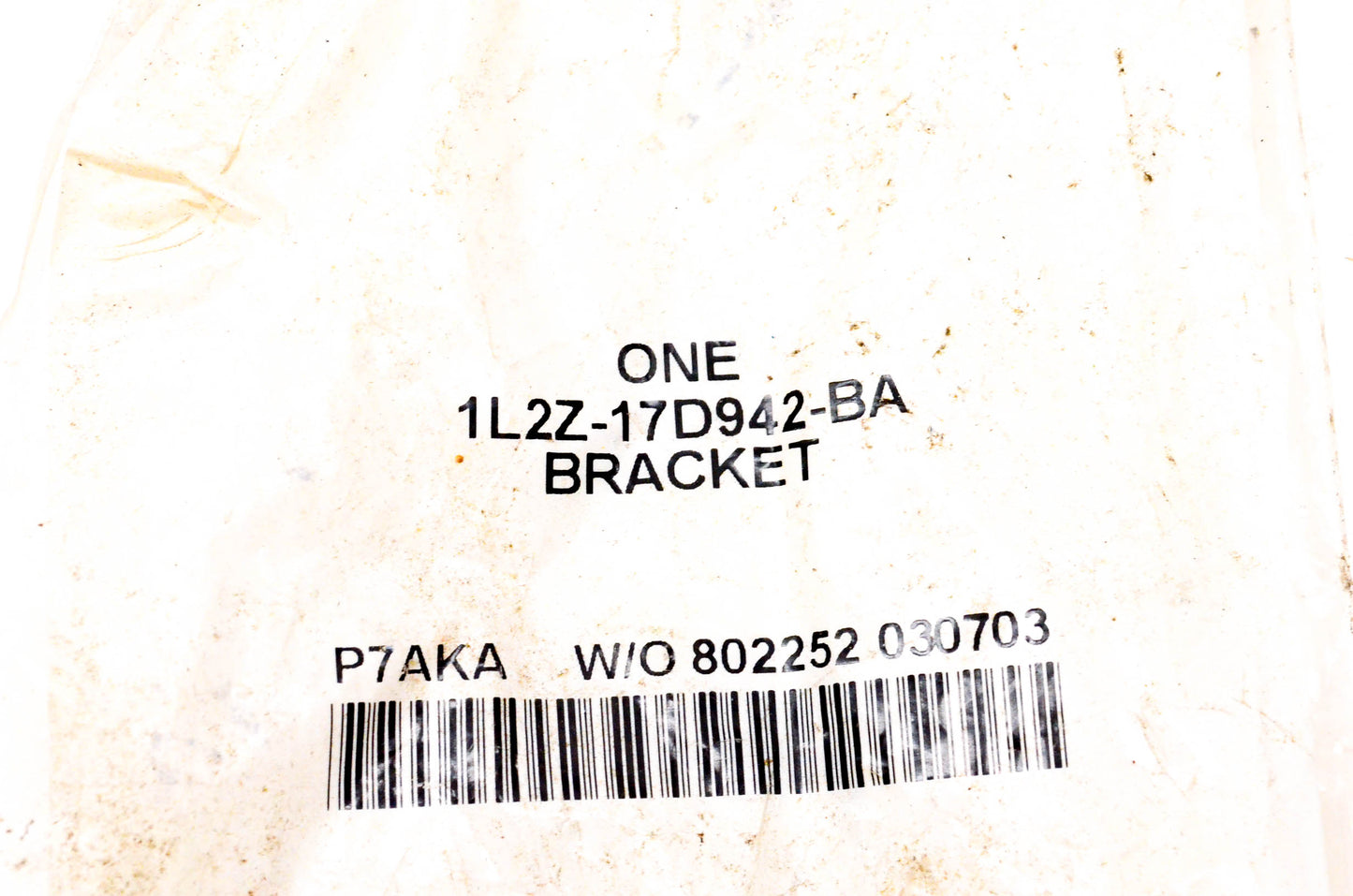 New OEM Ford 1L2Z-17D942-BA Outer Bumper Bracket NOS