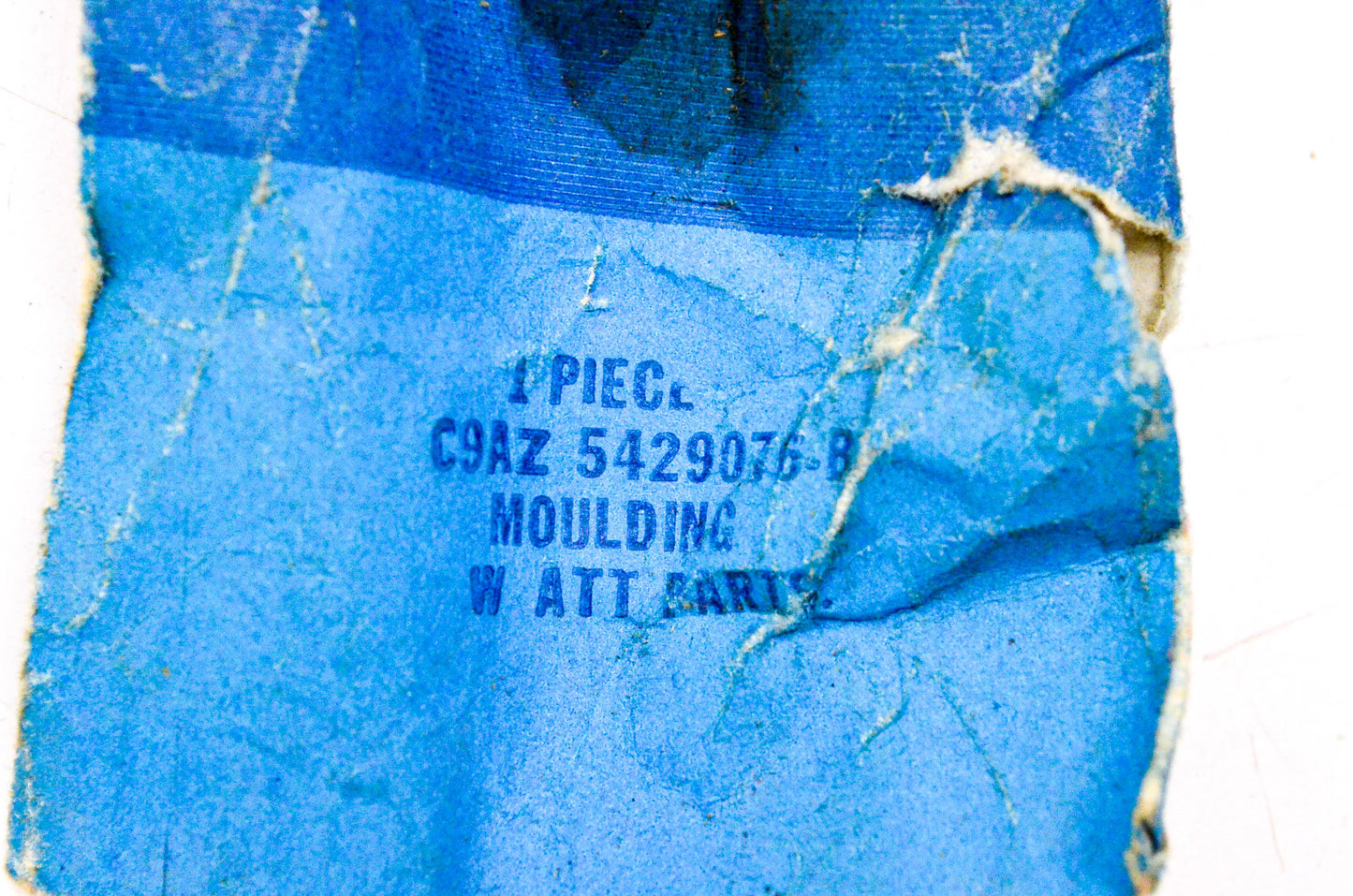 New OEM Ford C9AZ-5429076-B Rear Quarter Moulding NOS