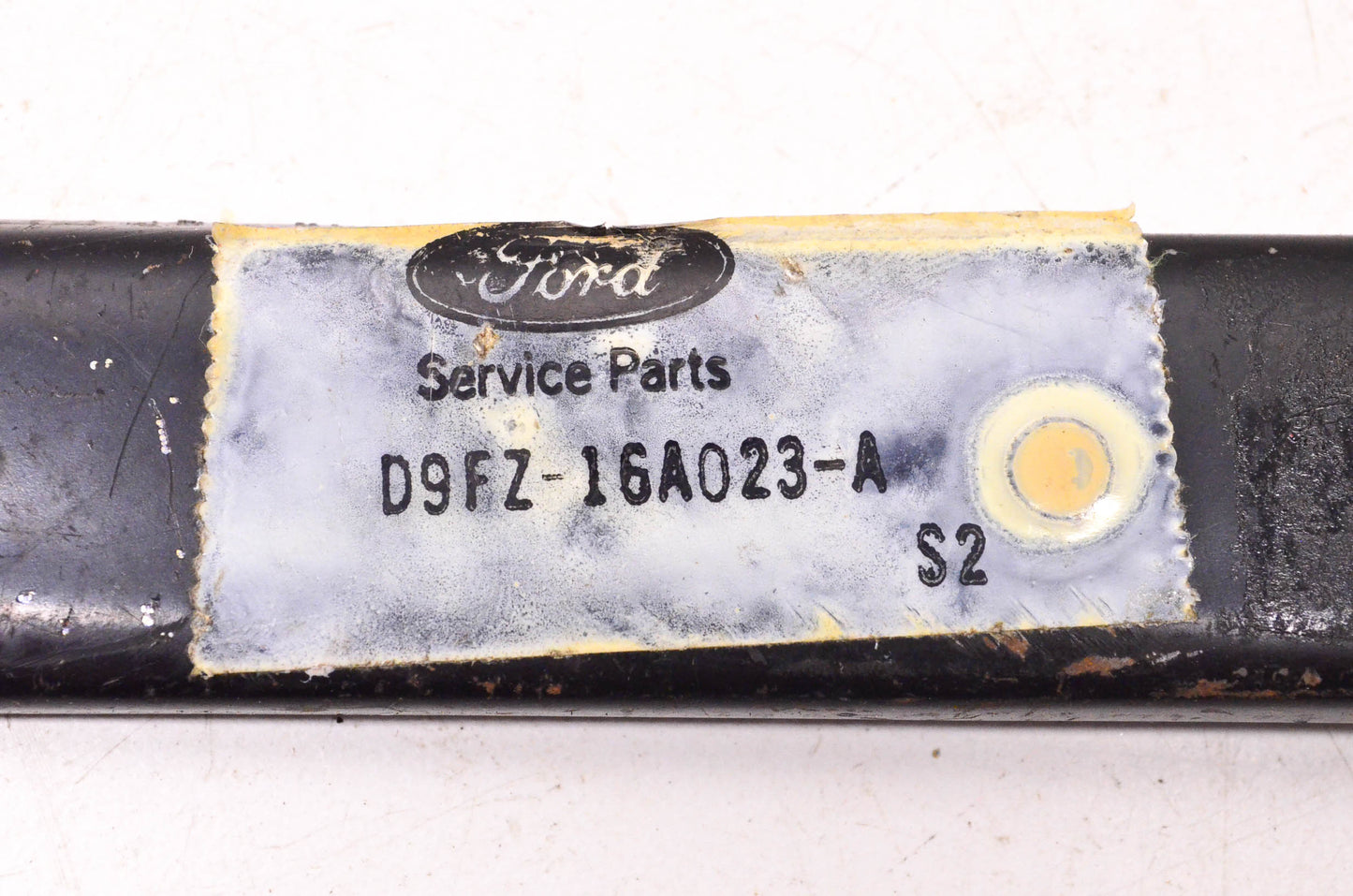New OEM Ford D9FZ-16A023-A Front Right Fender Bracket NOS