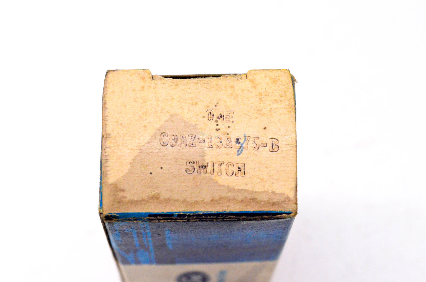 New OEM Ford C9AZ-13A875-B Horn Switch NOS