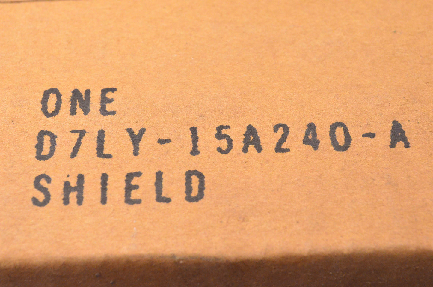 New OEM Ford D7LY-15A240-A Splash Guard Shield NOS