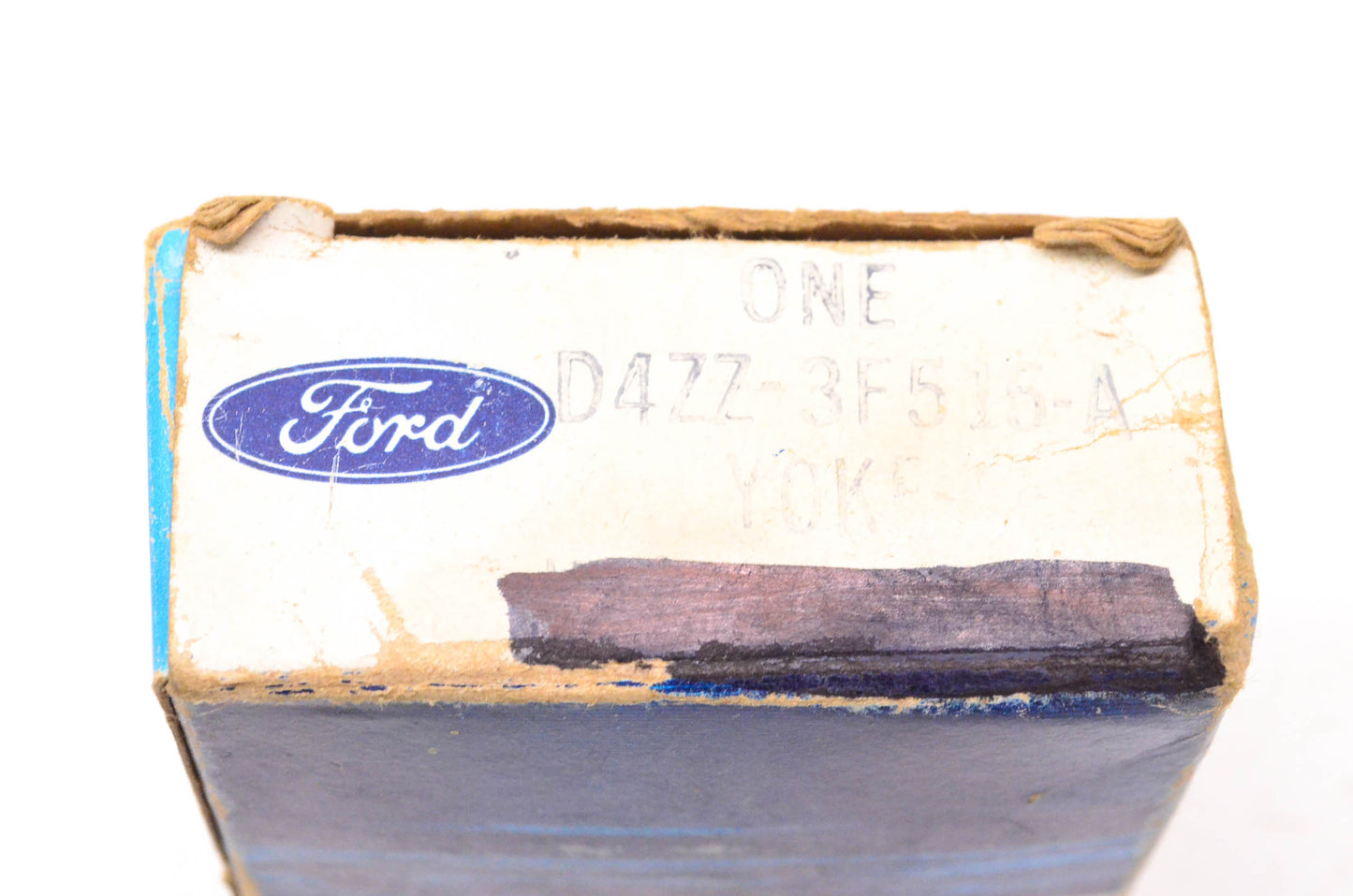 New OEM Ford D4ZZ-3F515-A Yoke NOS