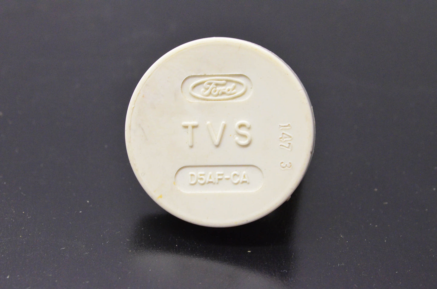 New OEM Ford D5AF-CA Vacuum Valve NOS