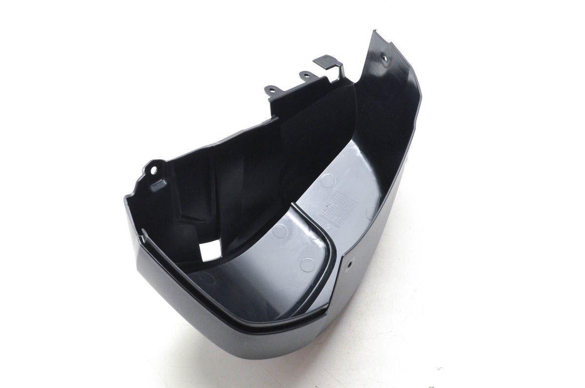New OEM Yamaha 2DF-2842M-00-00 Right Hand Side Cover NOS
