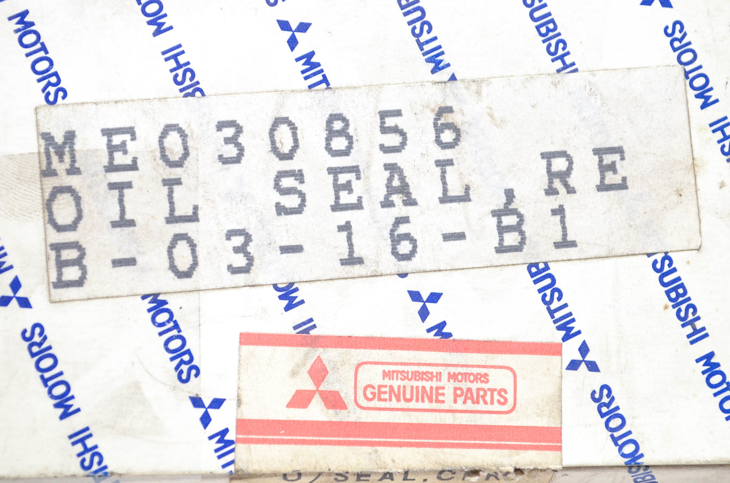 Mitsubishi BZ2374E, ME030856 Crankshaft Oil Seal NOS