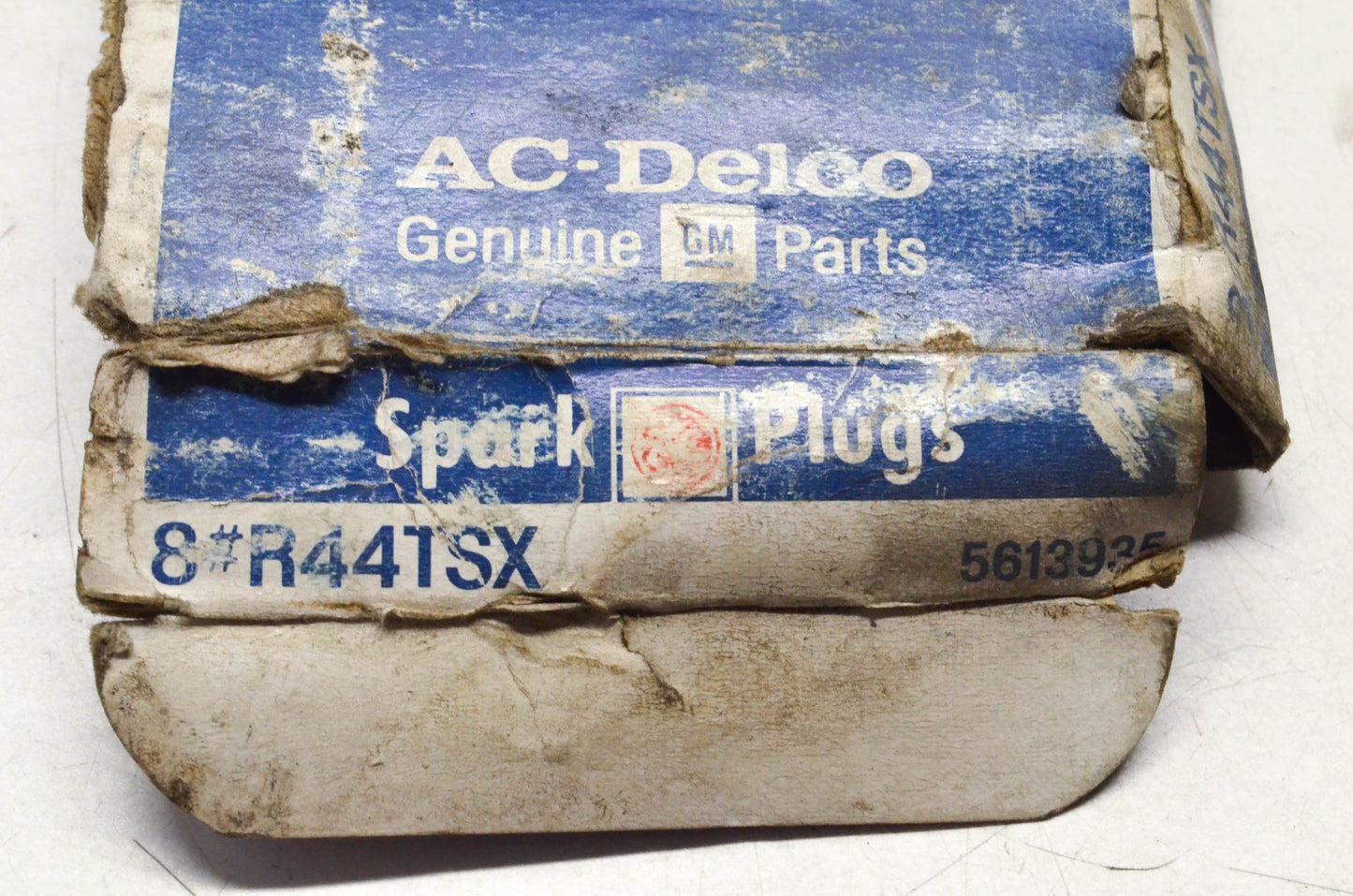 AcDelco R44TSX Spark Plugs Qty 2 NOS
