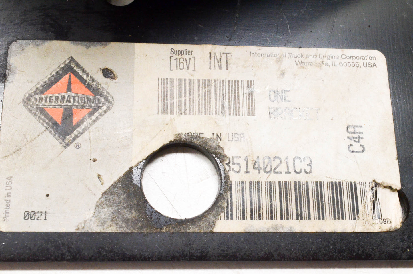 International 3514021C3 Off Center Hood Support Bracket NOS