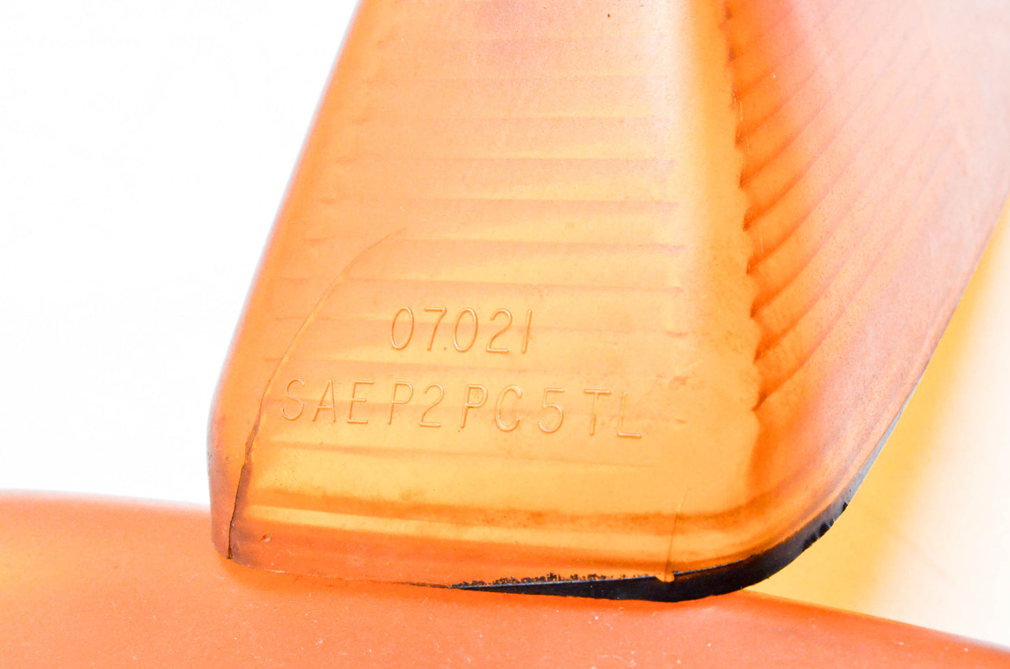 Trucklite 7021, SAEP2PC5TL Amber Cab Light Cover