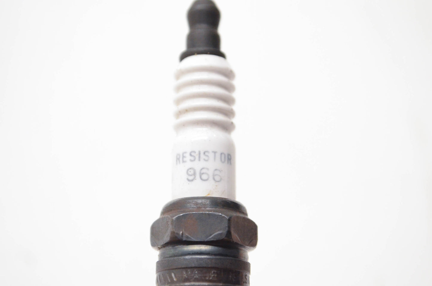 Champion 966, Resistor 966 Spark Plug NOS