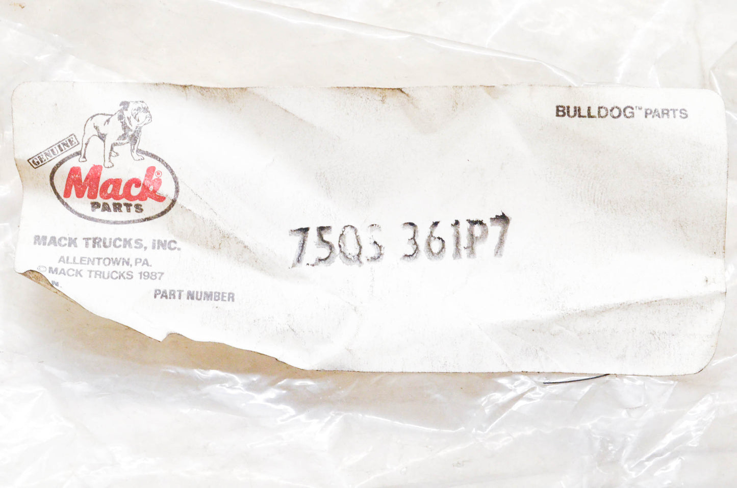 Mack 75QS361P7, MAK75QS361P7 Stainless Bracket with Safety Yoke NOS