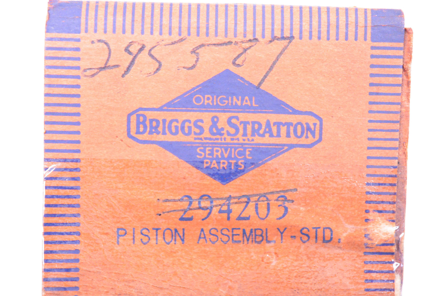 New OEM Briggs & Stratton 294203, 295587 Piston Kit NOS