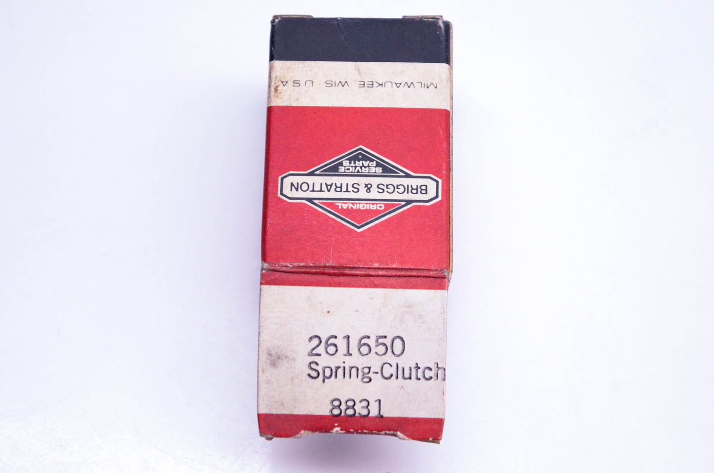 New OEM Briggs & Stratton 261650 Clutch Spring NOS