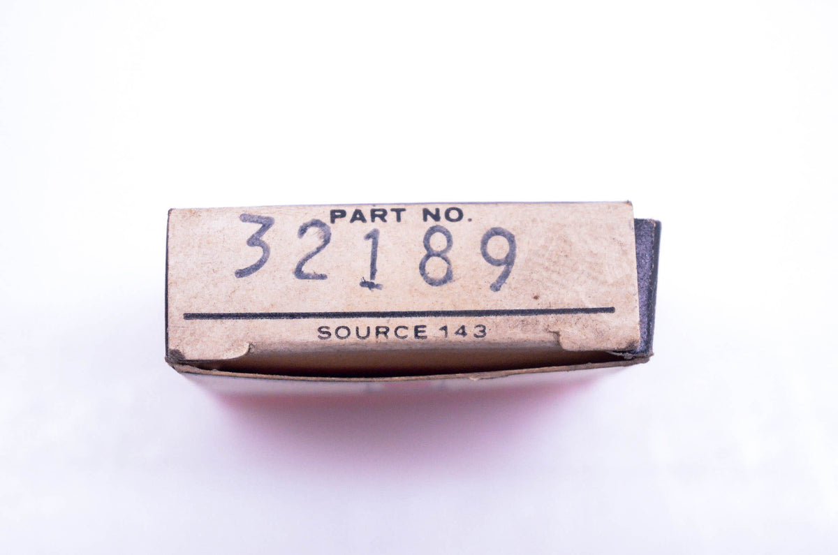 New OEM Tecumseh 32189 Valve Cap NOS