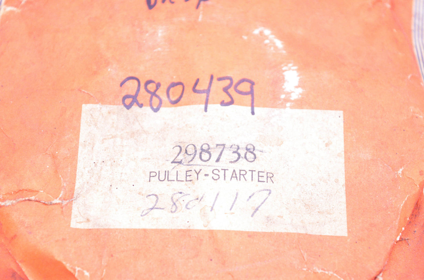 New OEM Briggs & Stratton 298738, 280117 Starter Pulley NOS