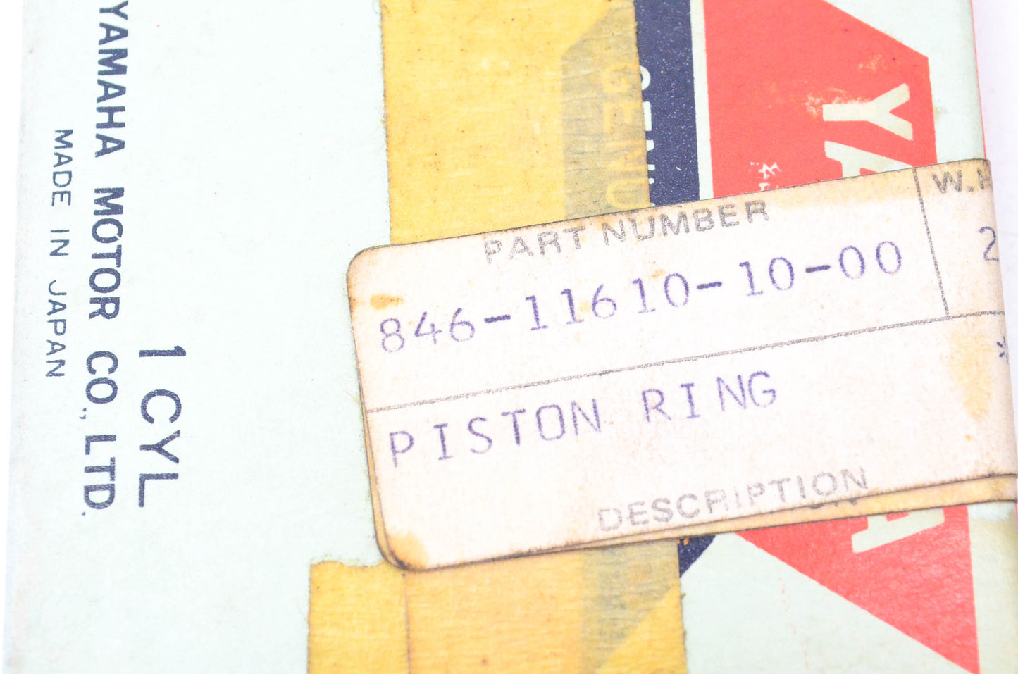 New OEM Yamaha 846-11610-10-00 Piston Ring Kit NOS