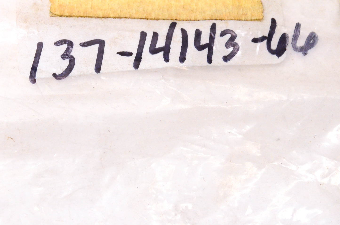 New OEM Yamaha 137-14143-66-00 Main Jet #330 NOS